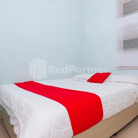 Oyo 94494 Krekot Residence Pasar Baru Coo Property Джакарта Екстериор снимка